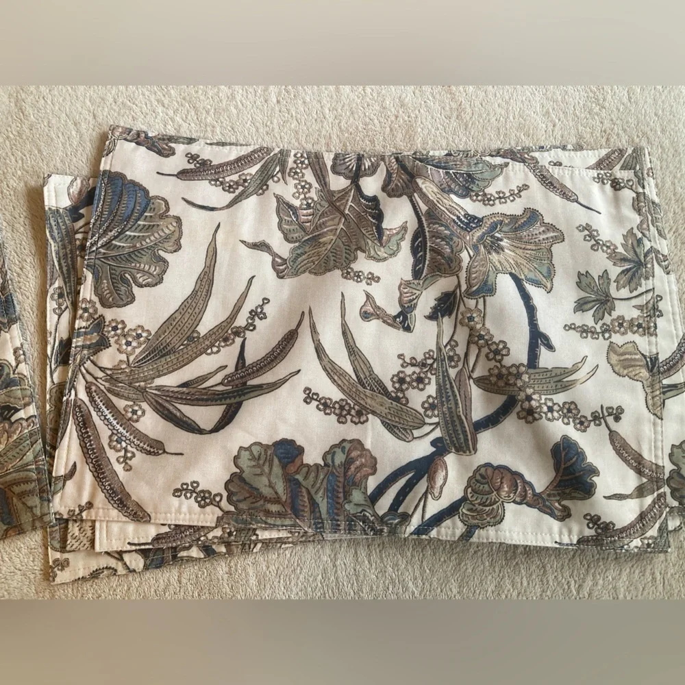Botanical Floral Fabric Placemats Set of 5 Neutral & Blue Tones